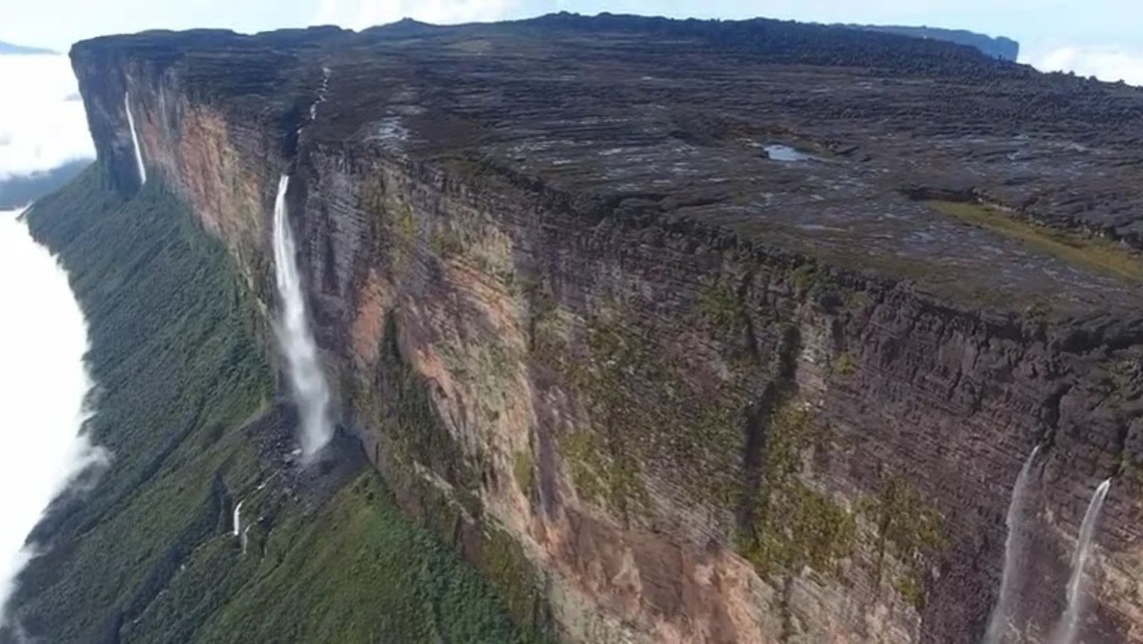 Mount Roraima: Mystical Plateau and Unique Flora and Fauna